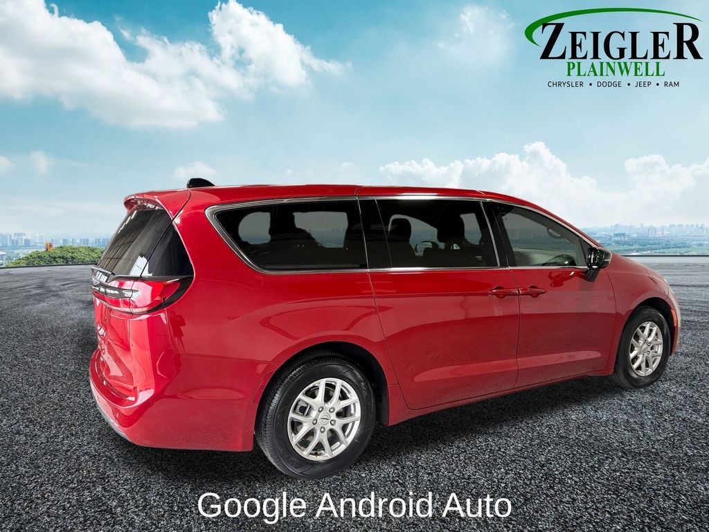 2025 Chrysler Pacifica Select