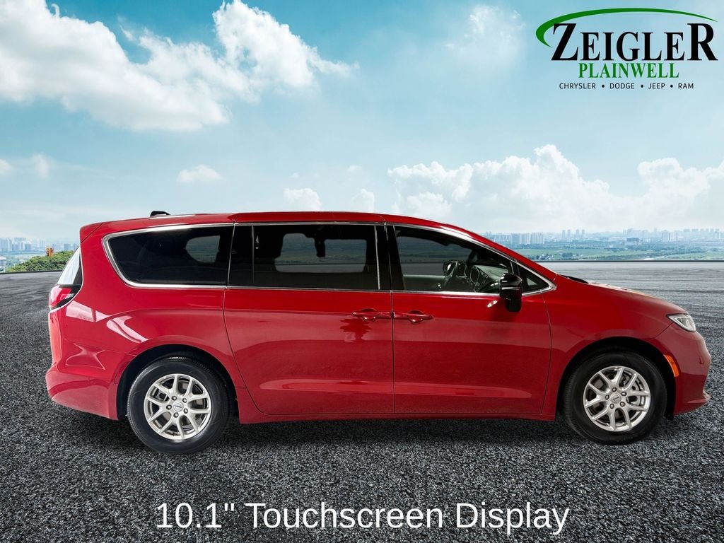 2025 Chrysler Pacifica Select