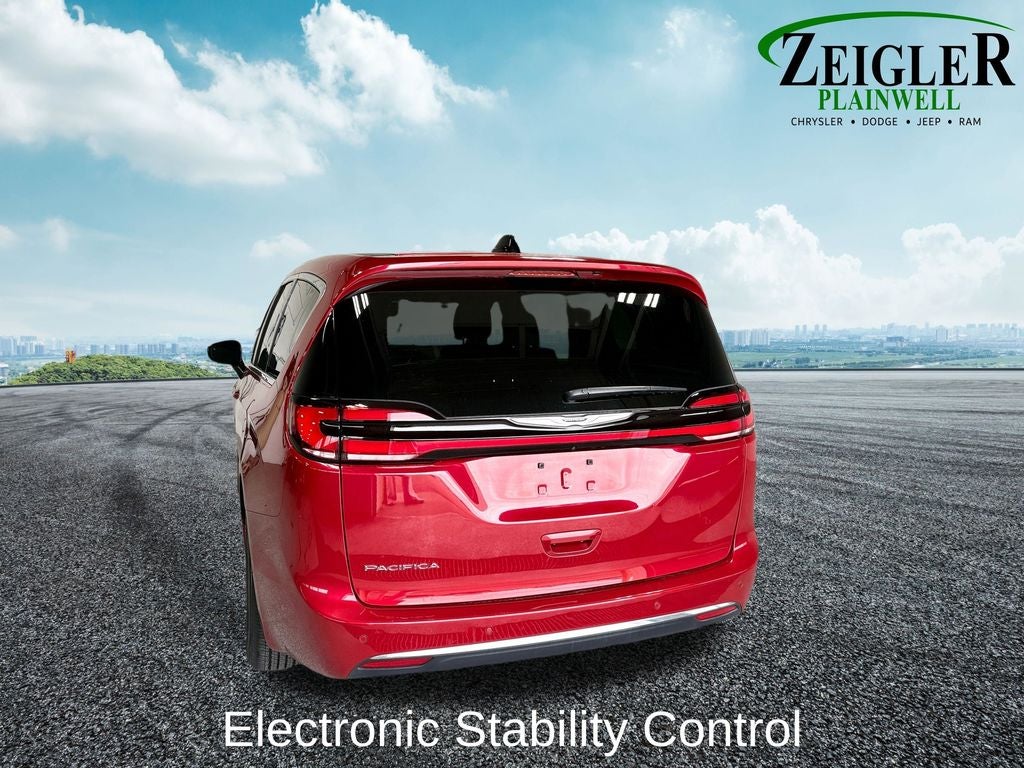 2025 Chrysler Pacifica Select