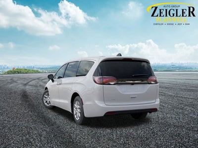 2026 Chrysler Voyager LX