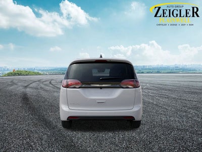 2026 Chrysler Voyager LX