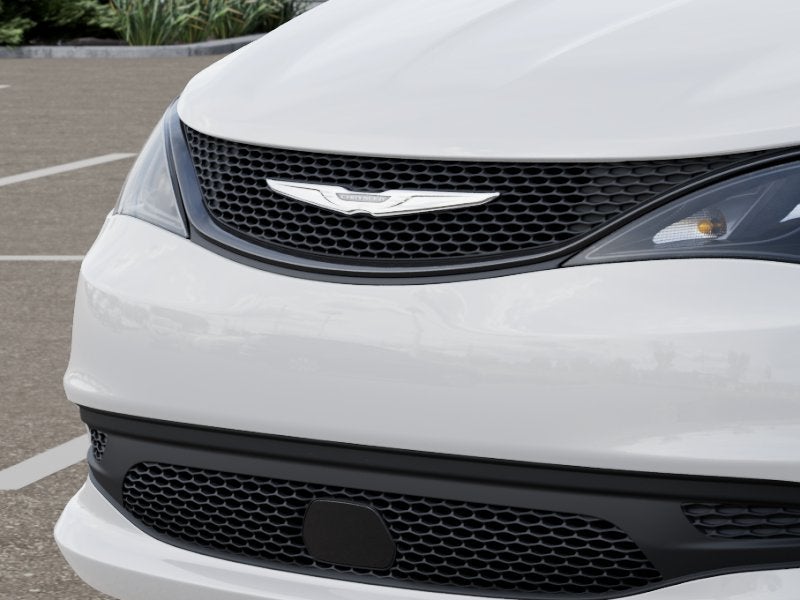 2027 Chrysler Pacifica LX