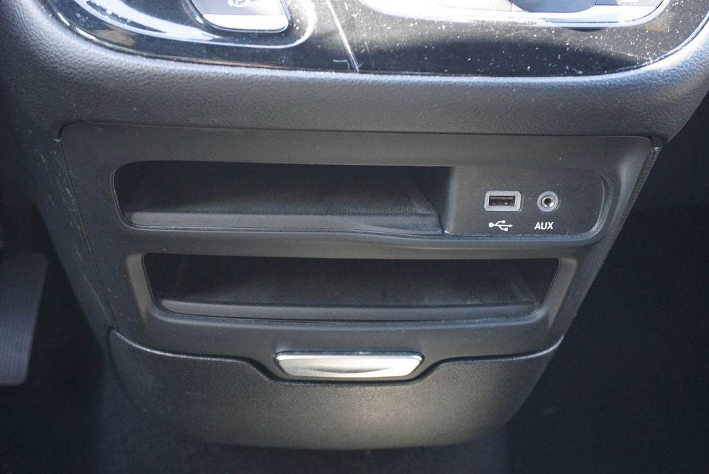 2020 Chrysler Pacifica Touring 3rd row seat
