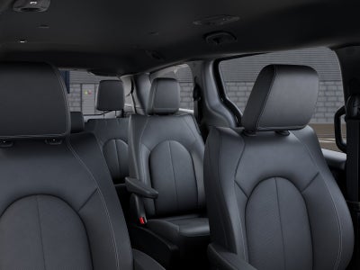 2027 Chrysler Pacifica Select AWD