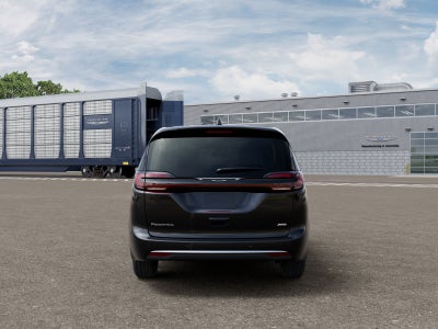 2027 Chrysler Pacifica Select AWD