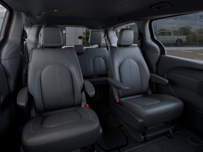 2027 Chrysler Pacifica Select AWD