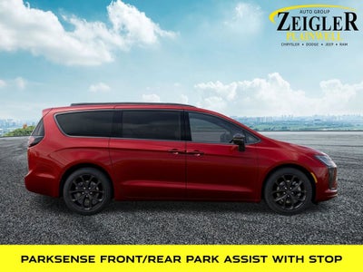 2027 Chrysler Pacifica Limited AWD