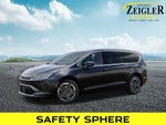 2027 Chrysler Pacifica Limited AWD