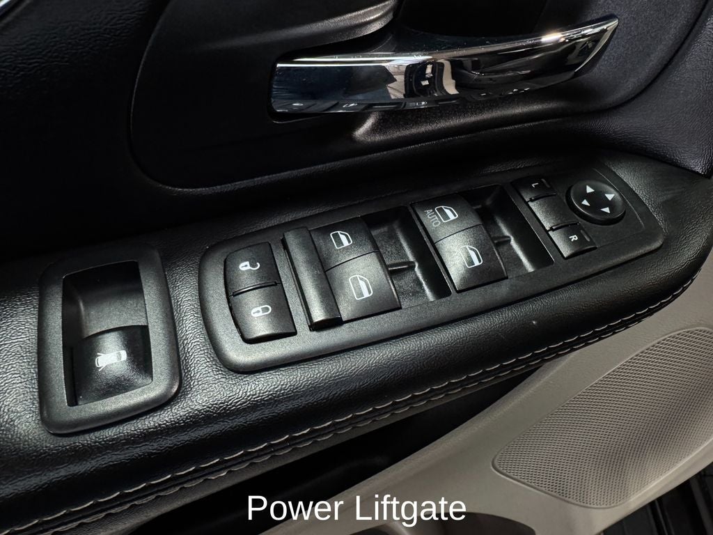 2019 Dodge Grand Caravan SXT ParkView Rear Back-Up Camera