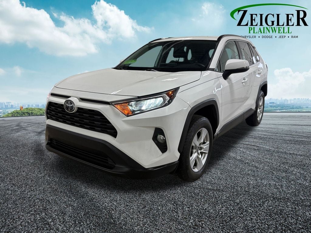 2020 Toyota RAV4 XLE