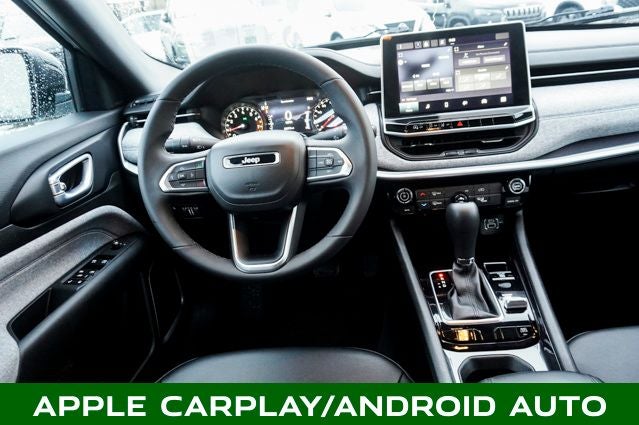 2023 Jeep Compass Latitude LEATHER HEATED SEATS