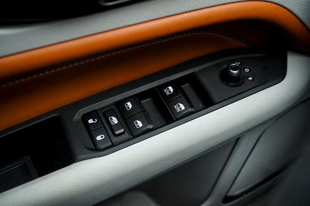 2023 Jeep Compass Limited Apple CarPlay/Android Auto & 360 Surround View Cam