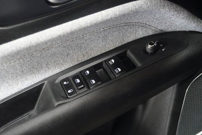 2023 Jeep Compass Latitude Lux Apple CarPlay/Android Auto