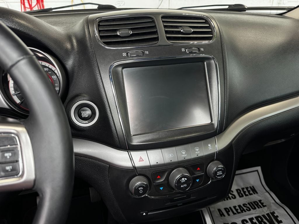 2017 Dodge Journey Crossroad 3rd row seats