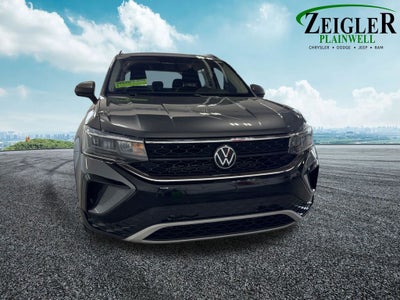 2022 Volkswagen Taos 1.5T S Alloy wheels