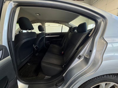 2013 Subaru Legacy 2.5i Premium