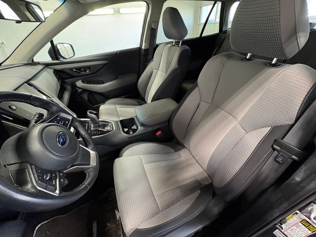 2022 Subaru Outback Premium STARLINK/Apple CarPlay/Android Auto