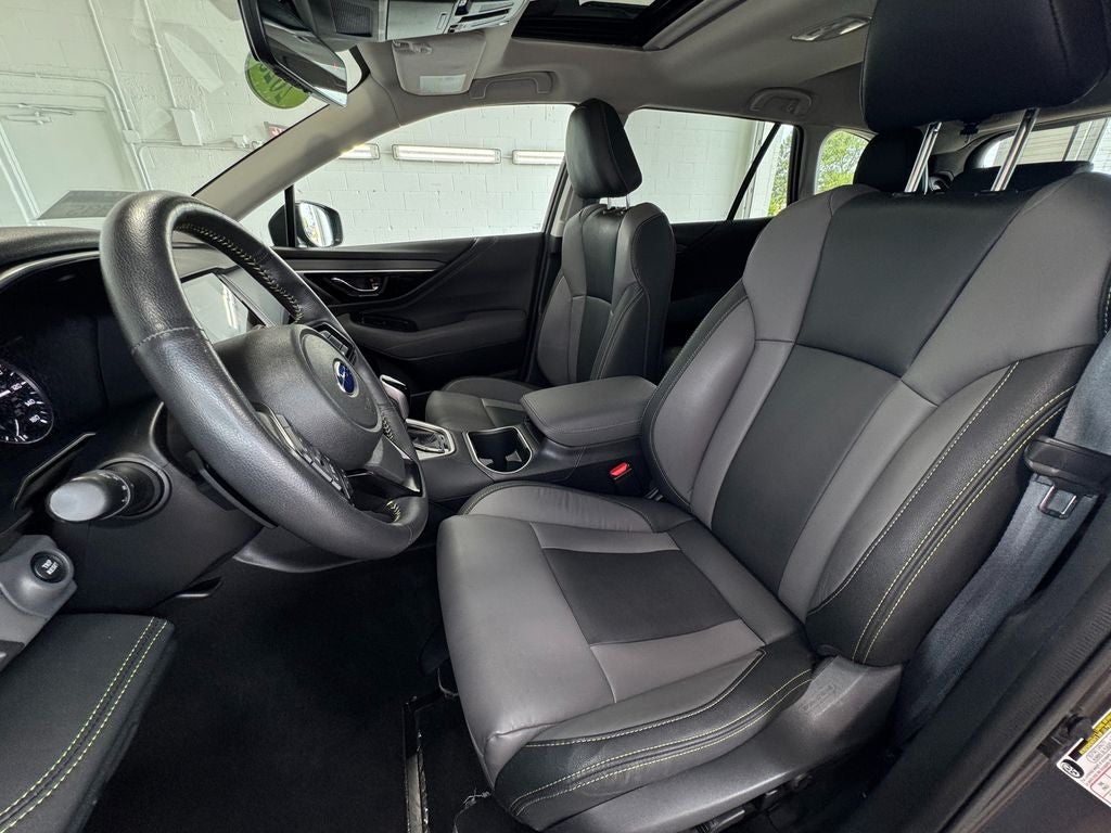 2025 Subaru Outback Onyx Edition Power moonroof