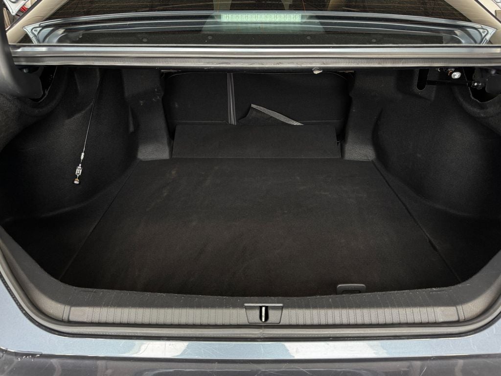 2019 Toyota Avalon XLE Moonroof Package