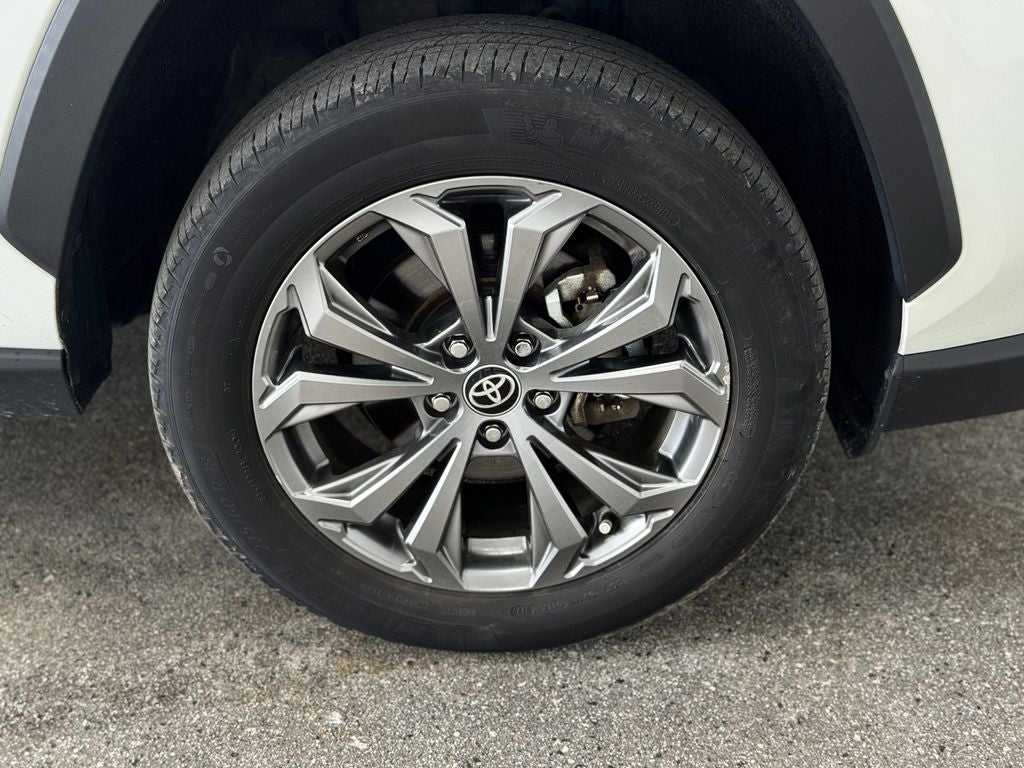 2022 Toyota RAV4 Hybrid Limited Power moonroof