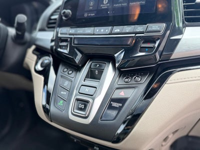 2020 Honda Odyssey Elite Navigation system: Honda Satellite-Linked Navigati