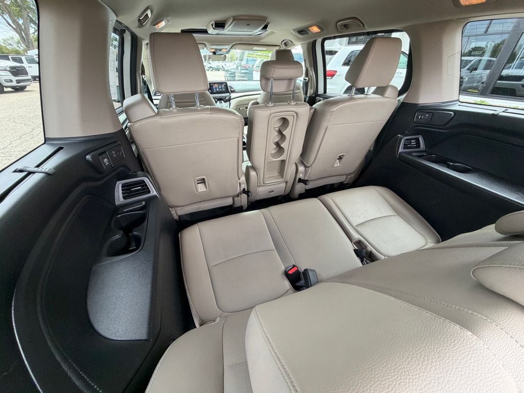 2020 Honda Odyssey Elite Navigation system: Honda Satellite-Linked Navigati