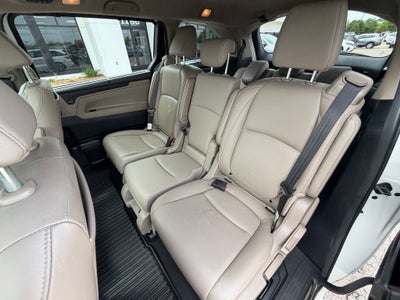 2020 Honda Odyssey Elite Navigation system: Honda Satellite-Linked Navigati