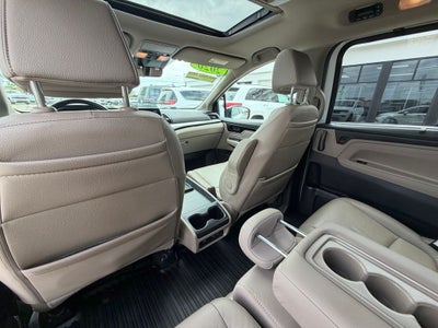 2020 Honda Odyssey Elite Navigation system: Honda Satellite-Linked Navigati
