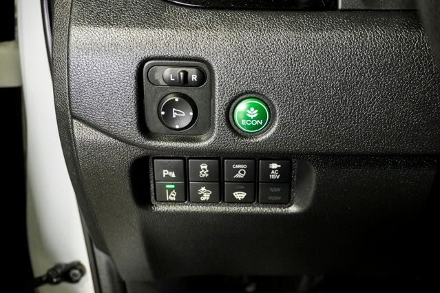 2022 Honda Ridgeline Black Edition Power moonroof & Navigation System