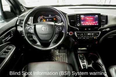 2022 Honda Ridgeline Black Edition Power moonroof & Navigation System