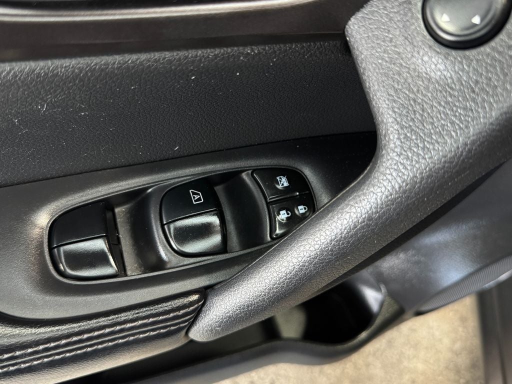 2014 Nissan Rogue SV