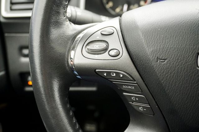 2023 Nissan Murano Platinum Power moonroof & Navigation System