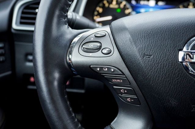 2021 Nissan Murano Platinum Power moonroof & Navigation System