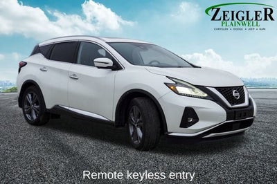 2021 Nissan Murano Platinum Power moonroof & Navigation System
