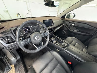 2023 Nissan Rogue SV Panoramic Moonroof