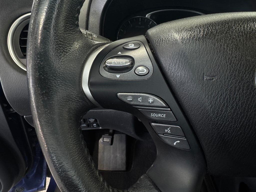 2017 Nissan Pathfinder Platinum