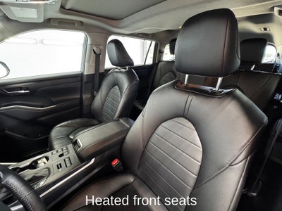 2024 Toyota Highlander XLE Power moonroof