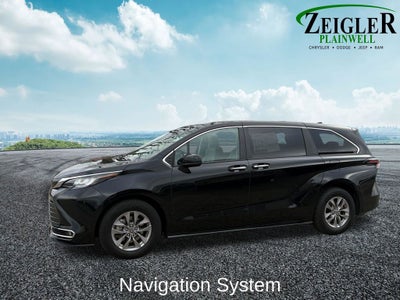 2023 Toyota Sienna XLE 7 Passenger