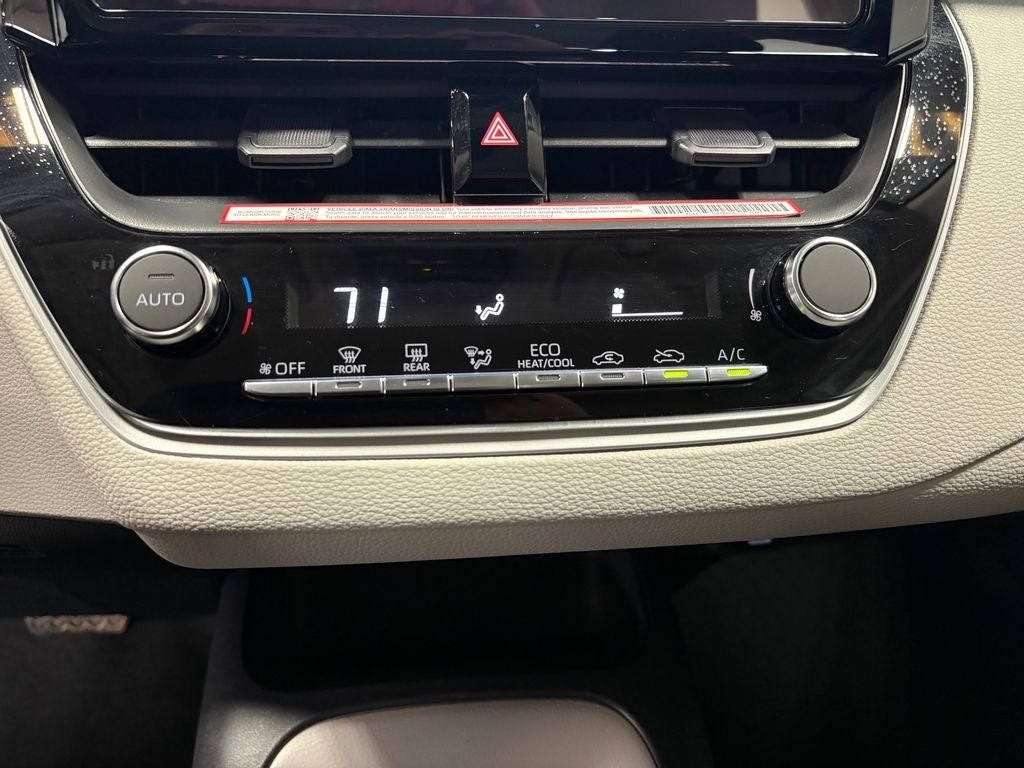 2025 Toyota Corolla LE Apple CarPlay/Android Auto