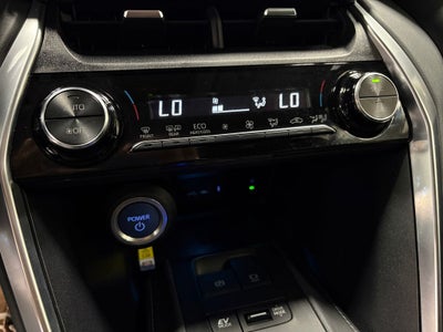 2022 Toyota Venza LE