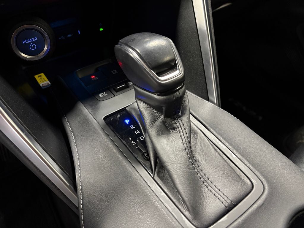 2022 Toyota Venza LE