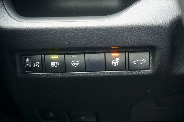 2020 Toyota RAV4 Hybrid XLE Moonroof & Backup Camera