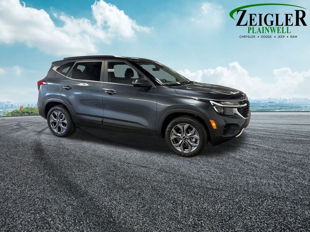 2024 Kia Seltos S Apple CarPlay & Android Auto