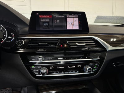 2019 BMW 5 Series 540i xDrive Power moonroof