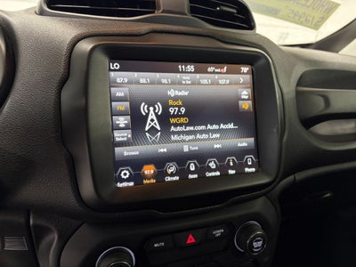 2018 Jeep Renegade Limited Uconnect 8.4 Nav Group