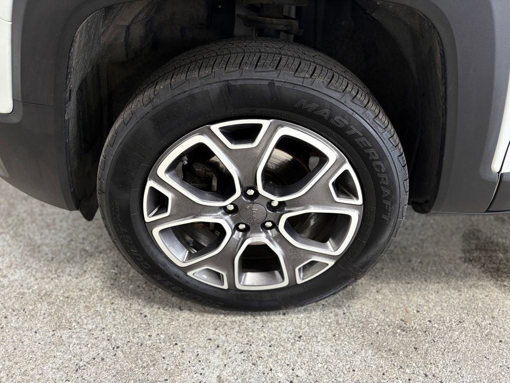 2018 Jeep Renegade Limited Uconnect 8.4 Nav Group