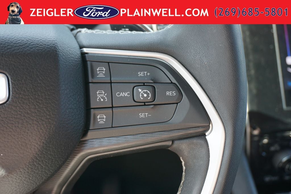 2023 Jeep Grand Cherokee Laredo 4x4 Rear Camera Power Seat