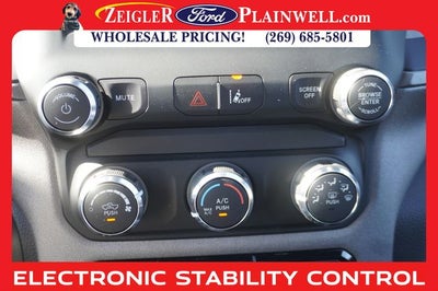 2024 RAM 1500 Tradesman 4x4 CREW CAB V6 3.6L 24 Valve CLASS 4 T TOW GROUP