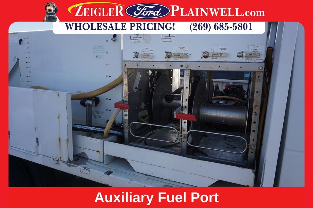 2011 Ford E-450SD Base