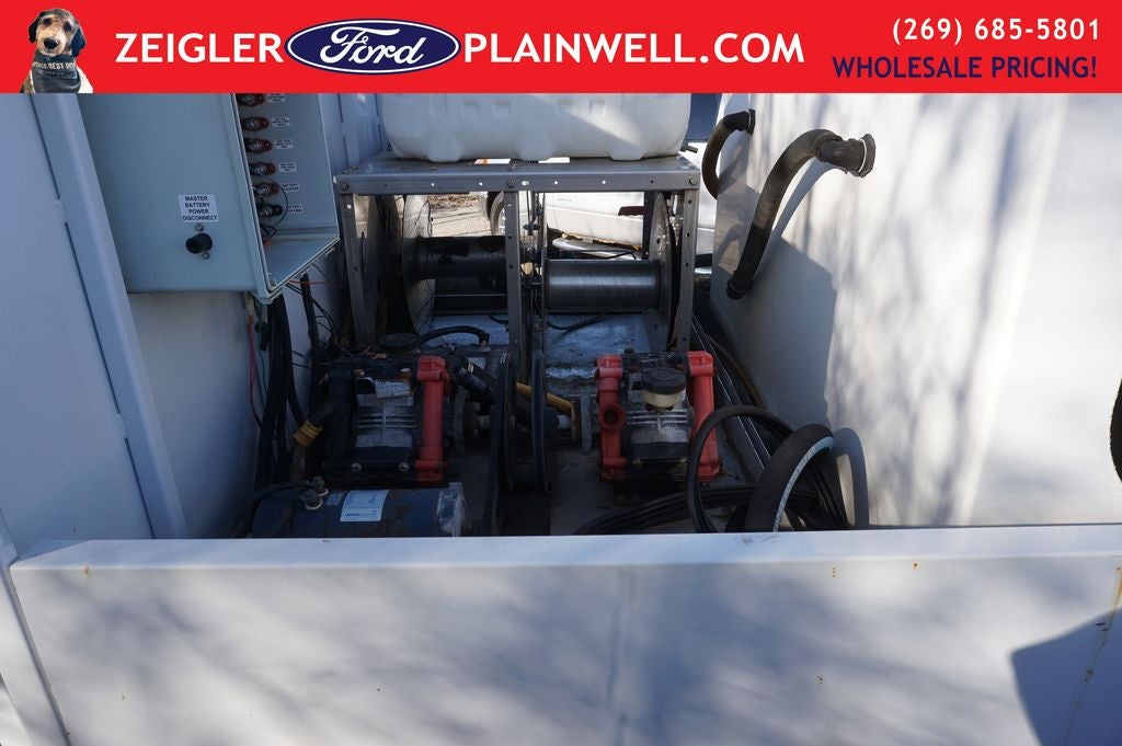 2011 Ford E-450SD Base